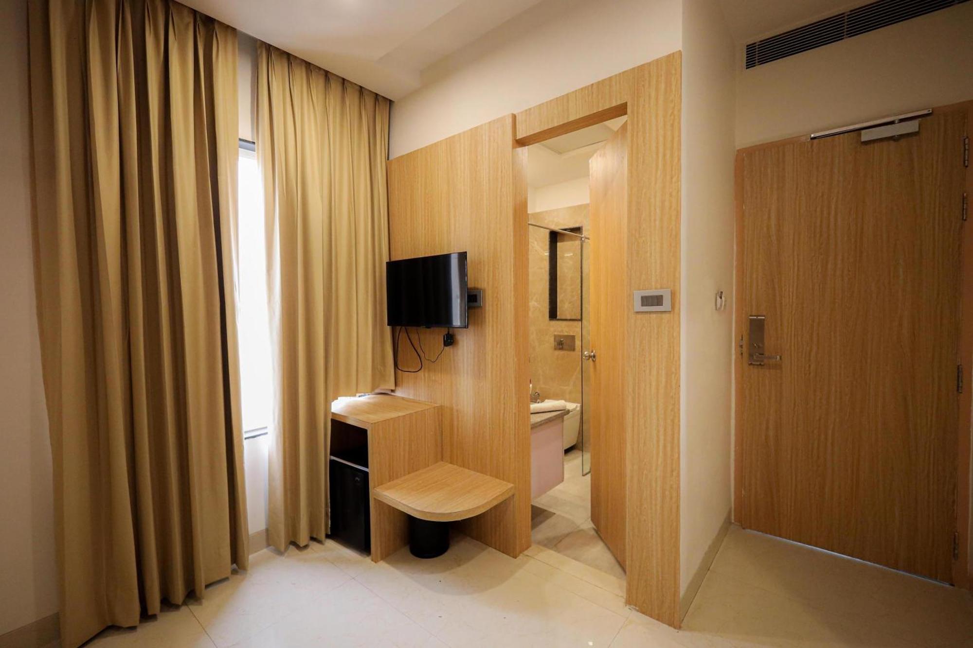 The Royal Legacy Lucknow Exterior foto